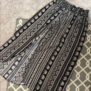 Tribal high-slit skirt!